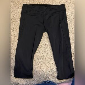 Lululemon capri leggings. Size 8.